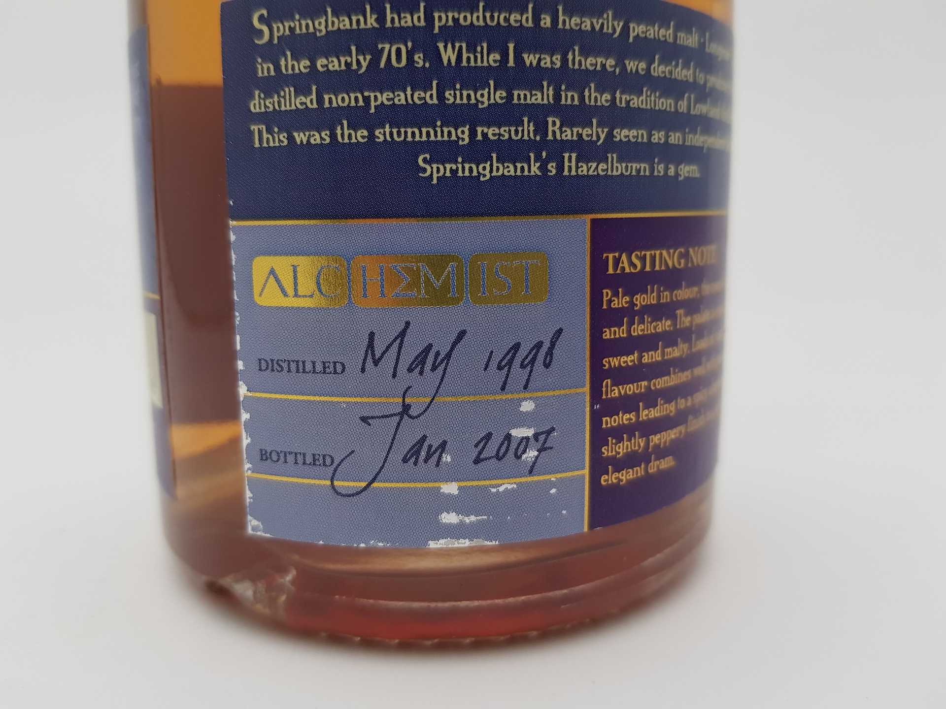 Hazelburn 8 yo (1998/2007), Alchemist, 46% – Bild 2